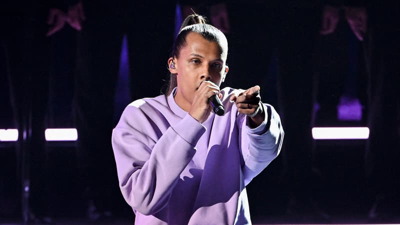 Le-chanteur-belge-Stromae-sur-la-scene-des-Victoires-de-la-musique-le-10-fevrier-2023-a-Boulogne-Billancourt-Hauts-de-Seine-1653145