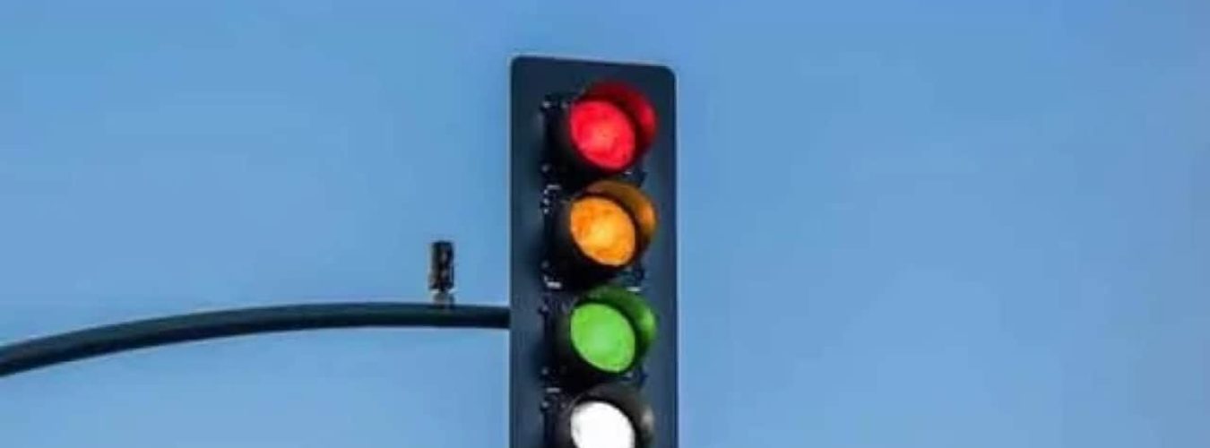 47250265668f89e5ce7d4f_feu1