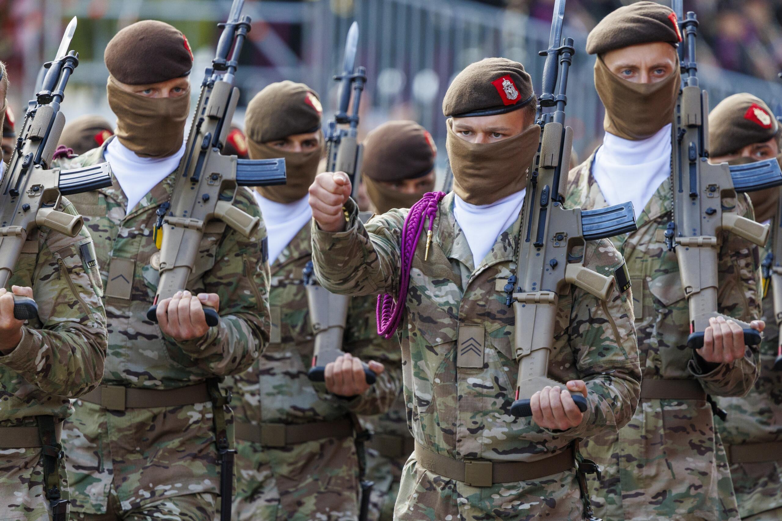 UHIIA43HMNFDREKIWSSLD3WRQY