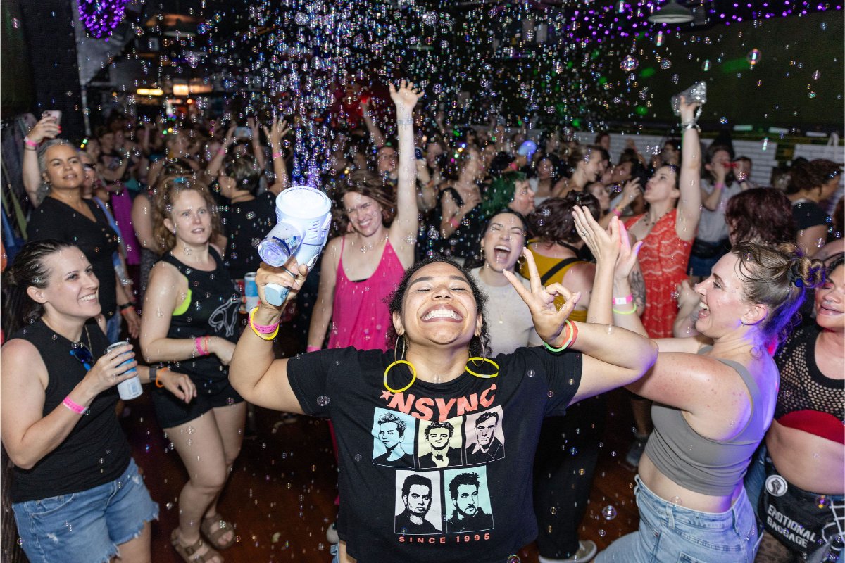 Beat-Kitchen-2000s-Meagan-Shuptar-147