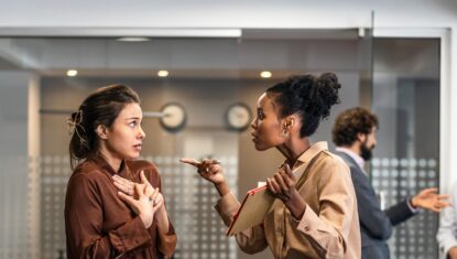 4-6ki-IOvrRoWzsRyir_P5Ft-rjT4QdPVhnsx2bRC9NPtTE8o6e_Bl7zWYrMdqgm5HiWYzwPyTv5HfqbbQh_Zv99fs9vKru4TjeTlkDMKA8