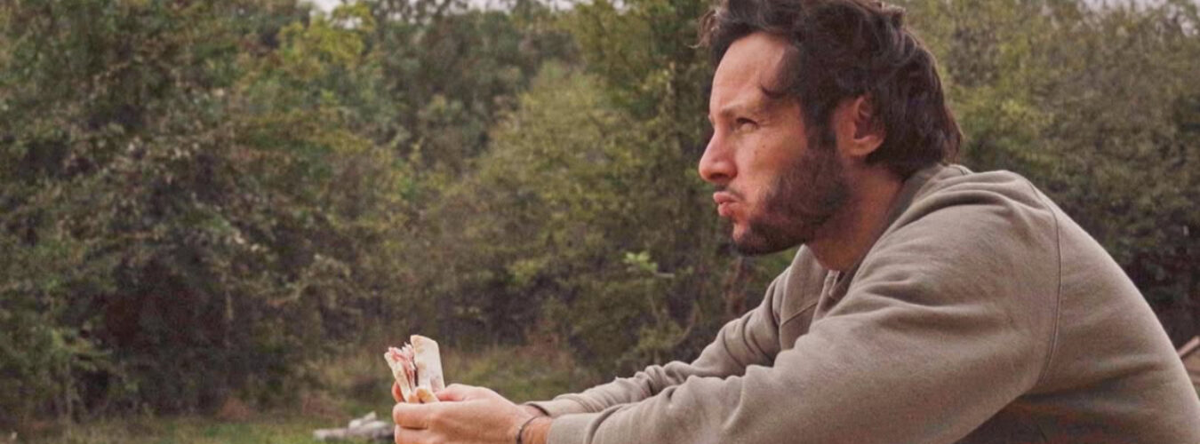 je-n-avais-plus-le-choix-les-confidences-bouleversantes-de-vianney-sur-sa-cabane-et-sa-solitude_6904d1d479ba7